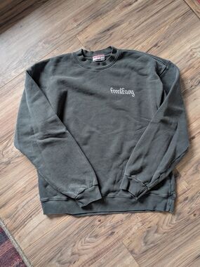 Free & Easy Crew Neck Sweatshirt